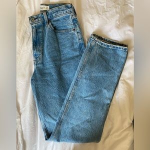 Abercrombie and Fitch 90s Straight Ultra High Rise Jeans